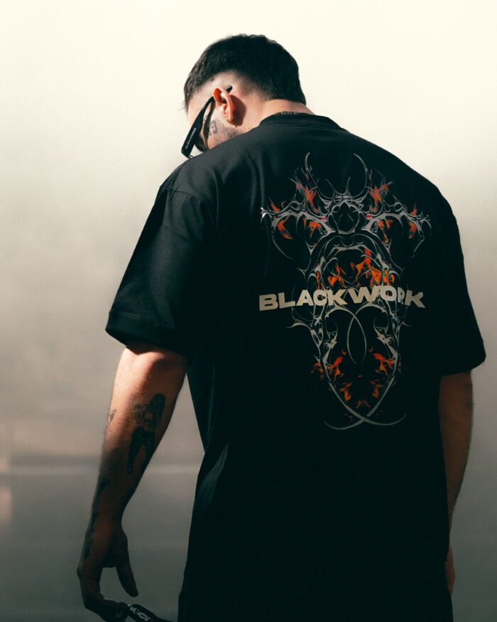 FLAMES_TRIBAL_OVERSIZE_TEE