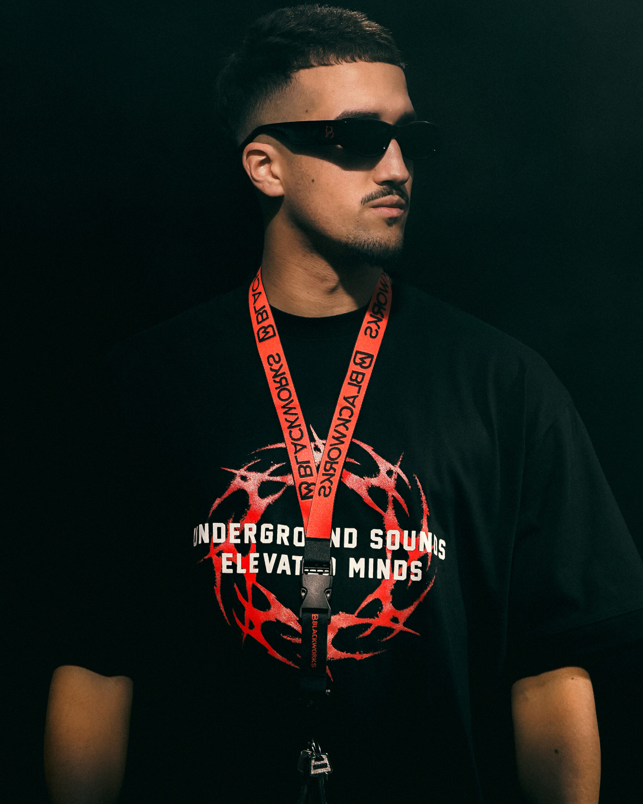 CONNECTOR LANYARD Black / Red