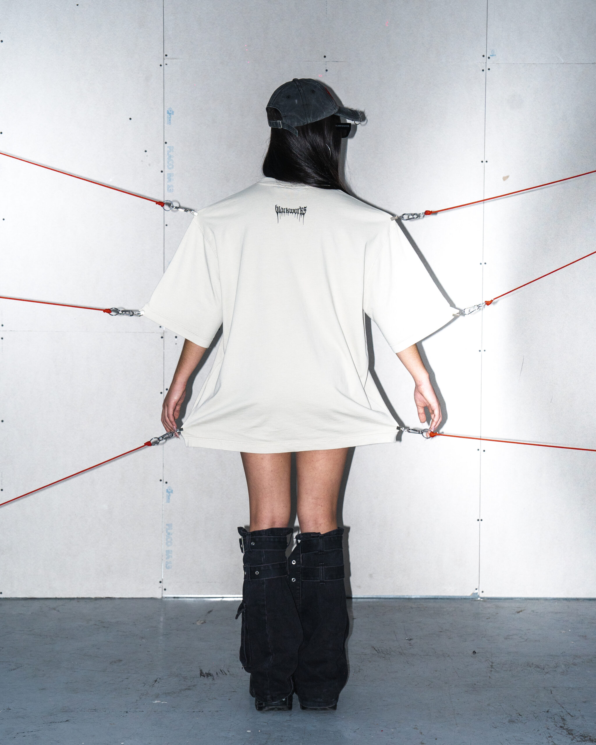 W.D. 002 OVERSIZE TEE