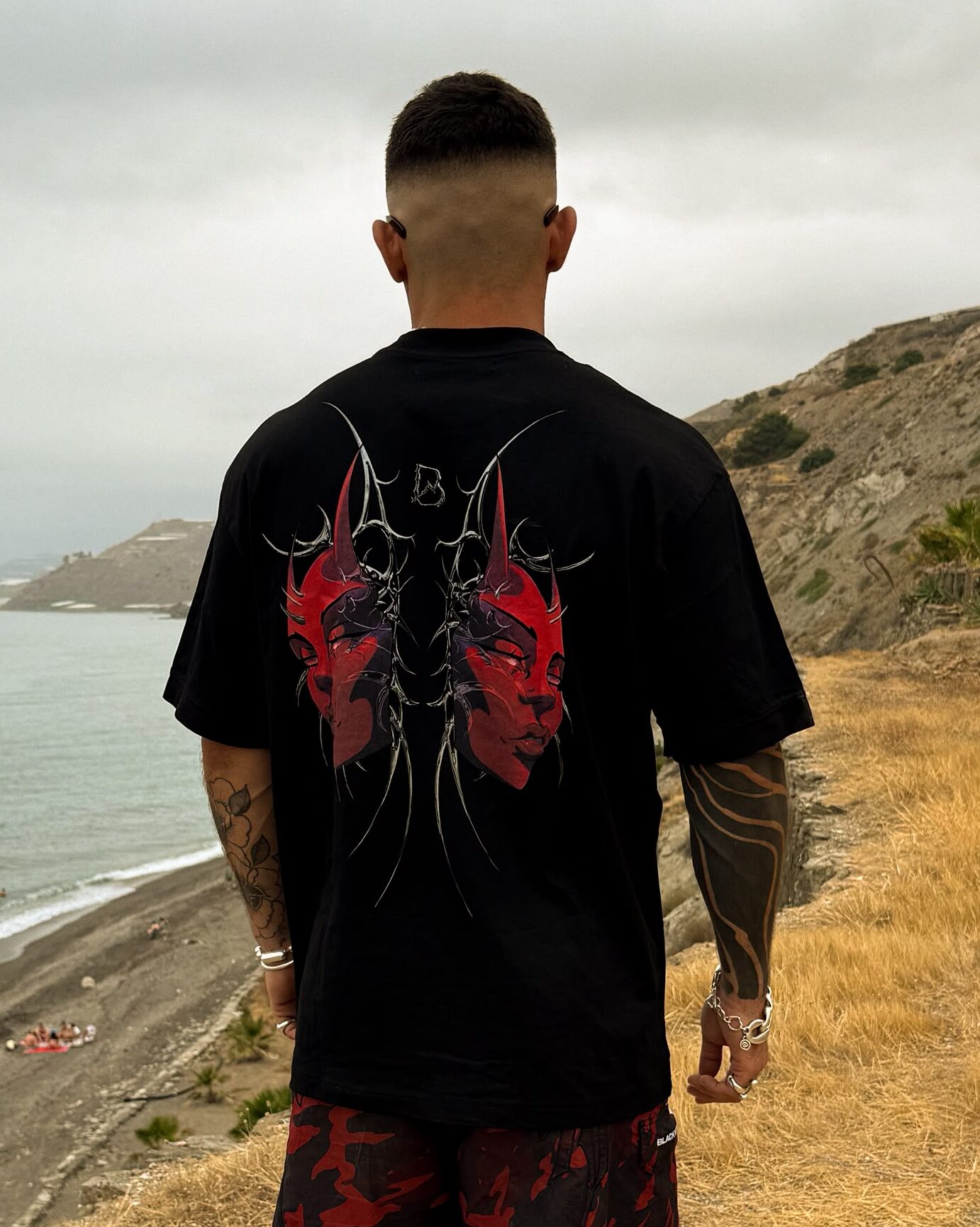 DUALITY OVERSIZE TEE