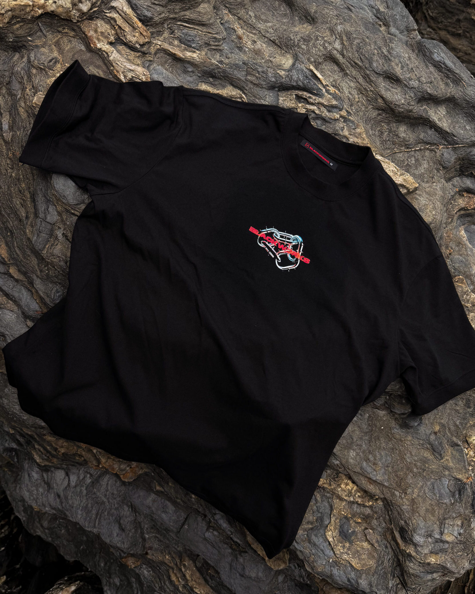 CHAINED OVERSIZE TEE