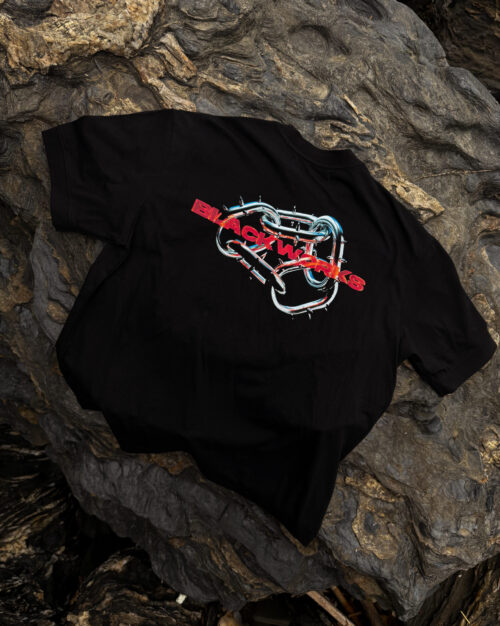 CHAINED OVERSIZE TEE